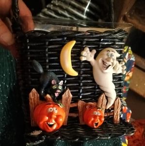Vintage Halloween Fun Basket